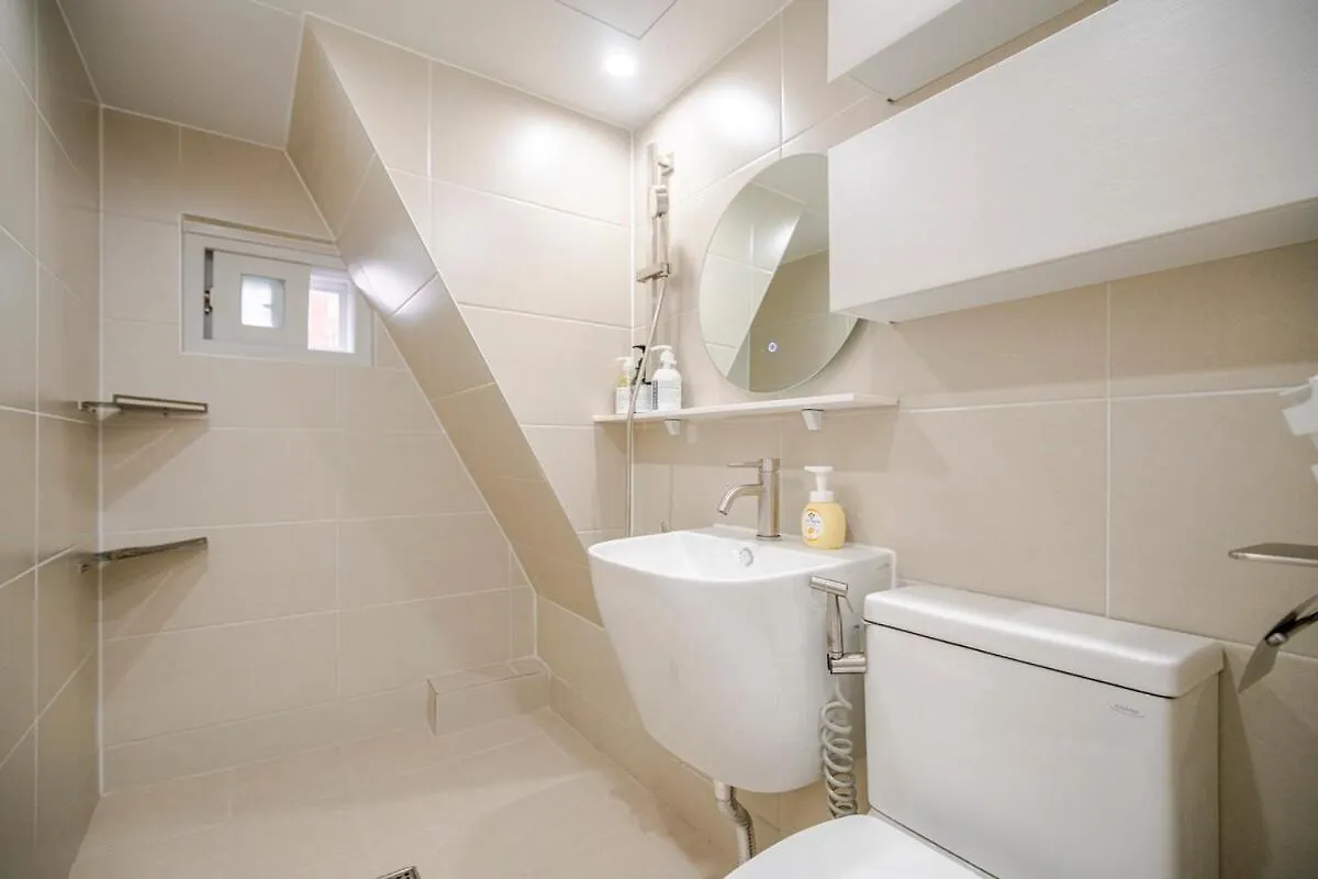 Apartament Poom Stay Seul